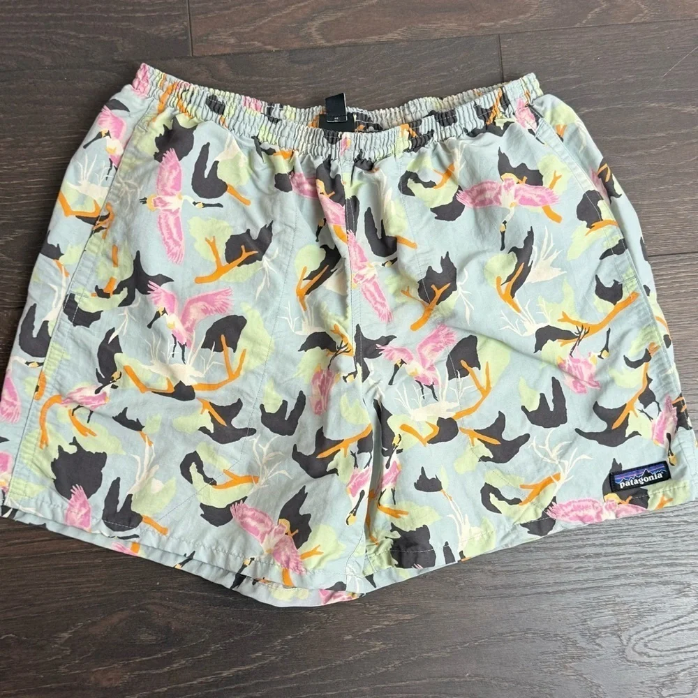 PATAGONIA Baggies Swim Trunks In Spoonbills/ Big Sky Blue